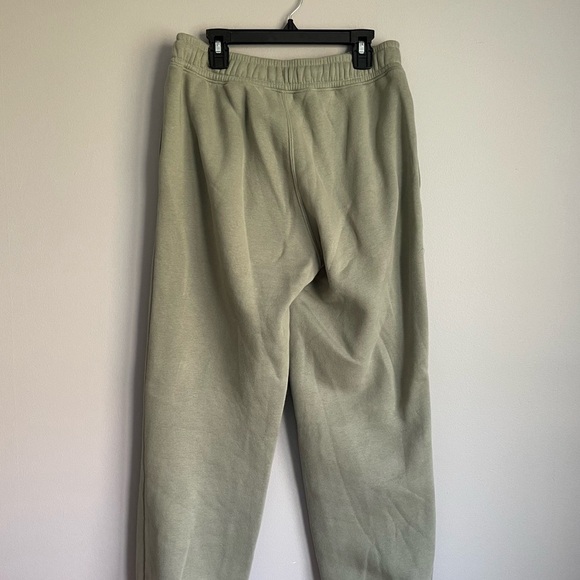 Abercrombie & Fitch Green Jogger Sweatpants - Picture 2 of 4